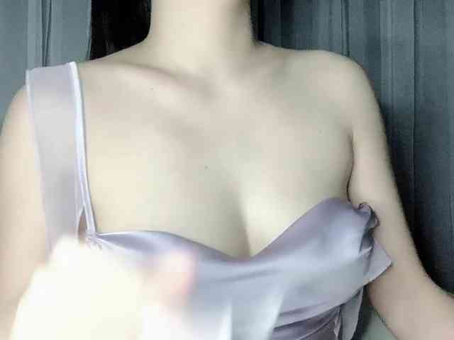 MieChan webcam