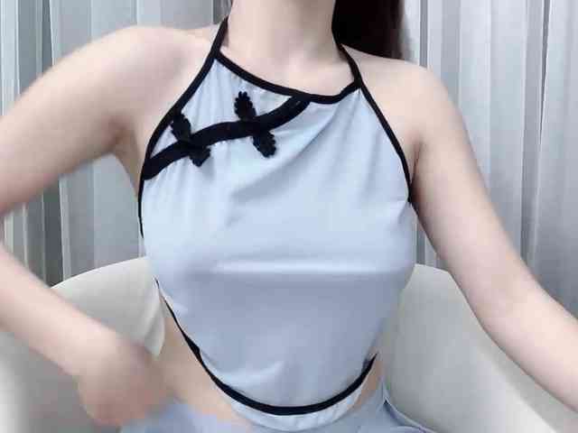 MieChan webcam