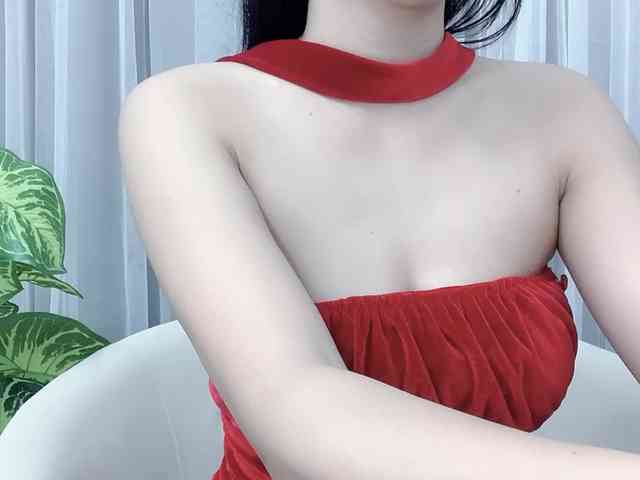 MieChan webcam