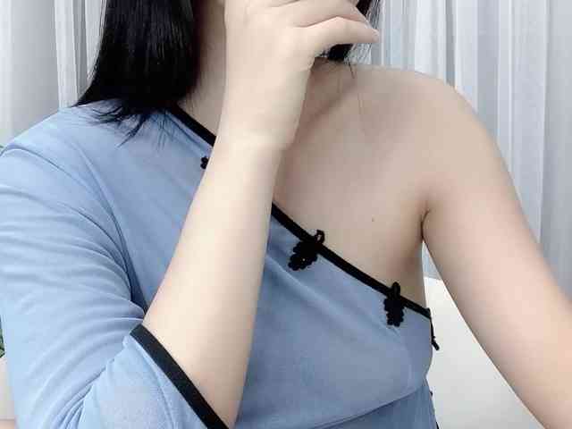 MieChan webcam