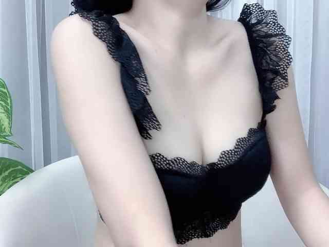 MieChan webcam