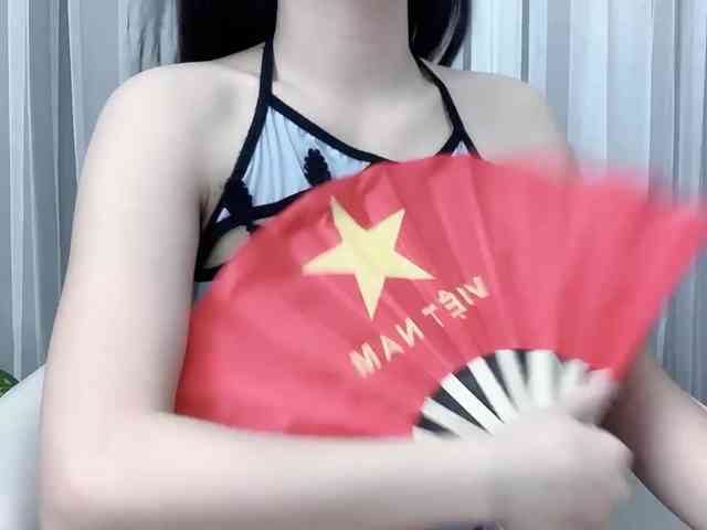 MieChan webcam