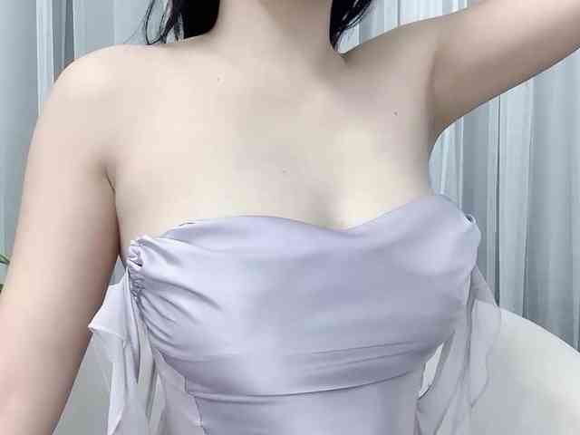 MieChan webcam