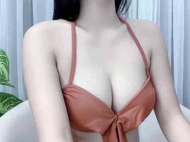 MieChan webcam