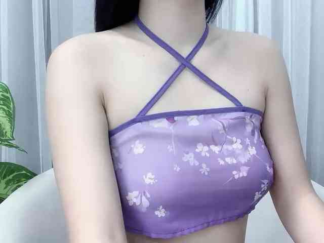 MieChan webcam