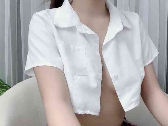MieChan webcam