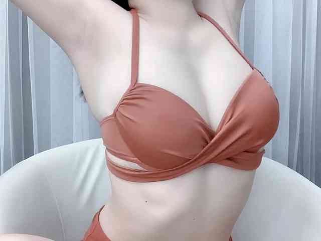 MieChan webcam