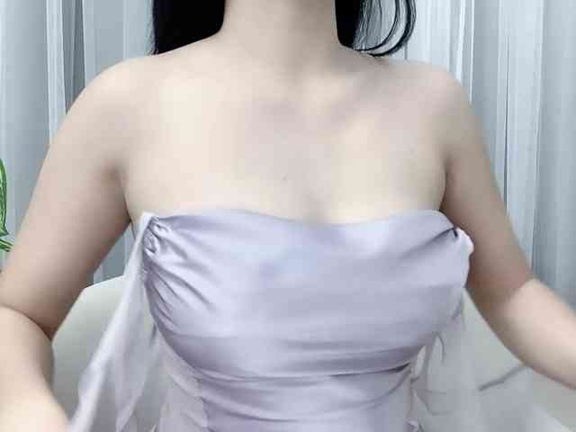 MieChan webcam