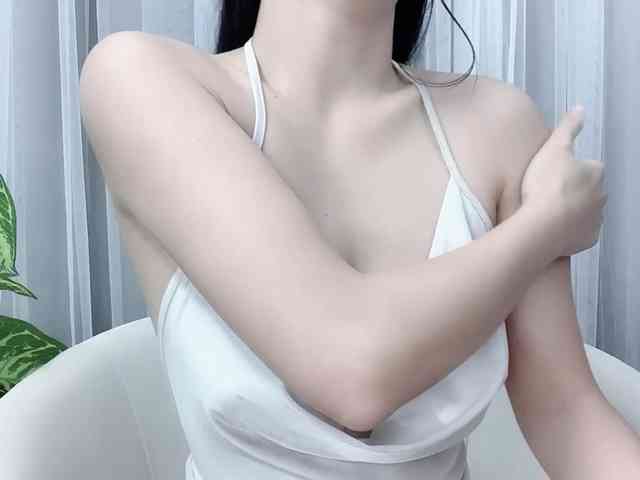 MieChan webcam