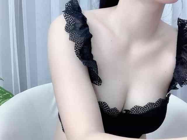 MieChan webcam