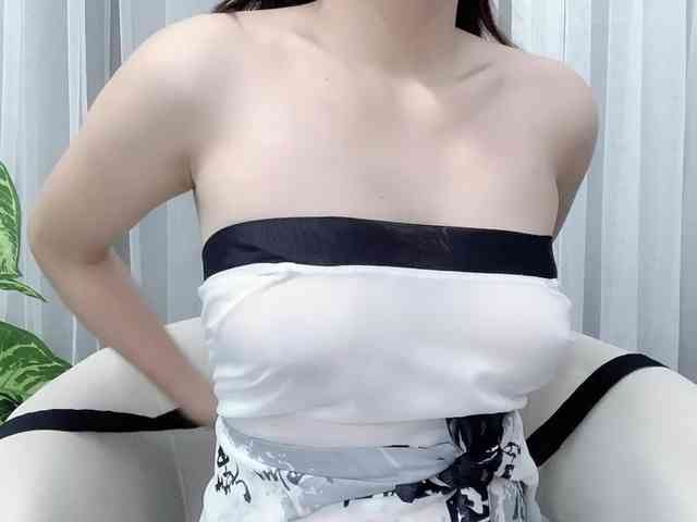 MieChan webcam