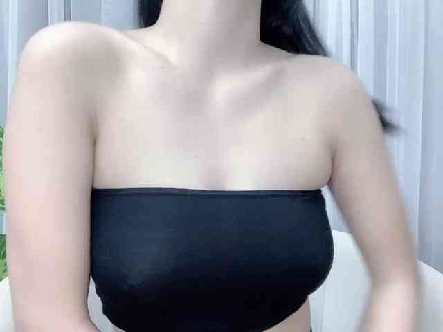 MieChan webcam