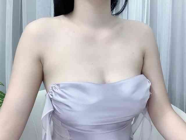 MieChan webcam