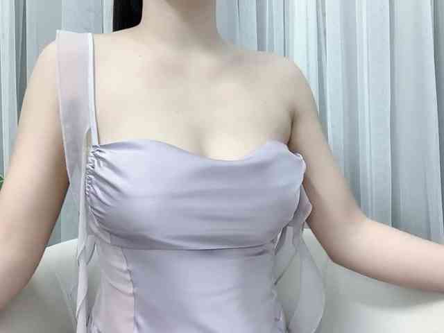 MieChan webcam