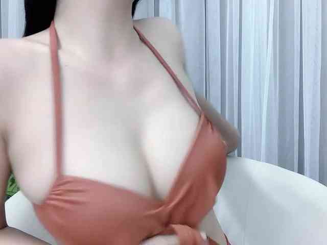 MieChan webcam