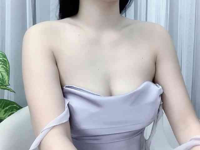 MieChan webcam