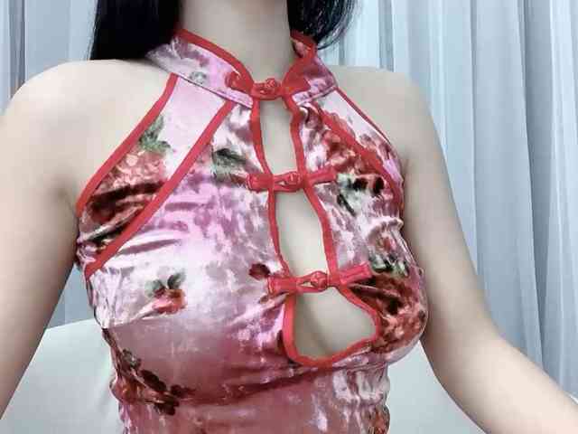 MieChan webcam