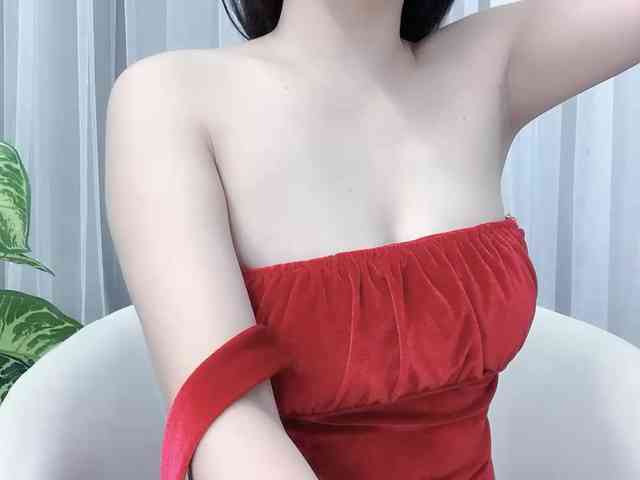 MieChan webcam