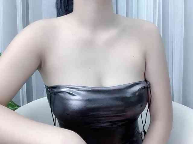 MieChan webcam
