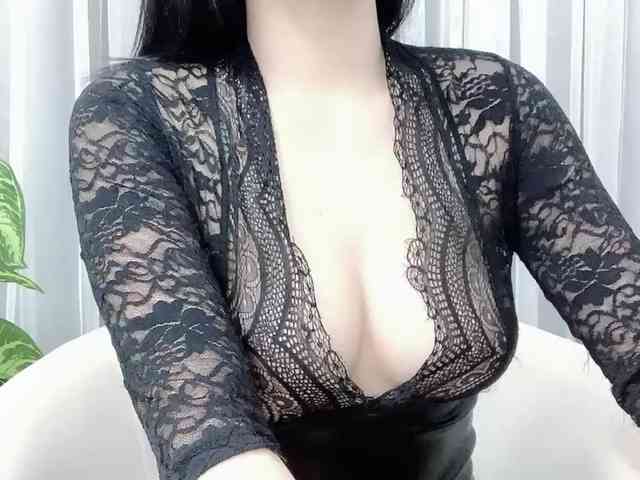MieChan webcam