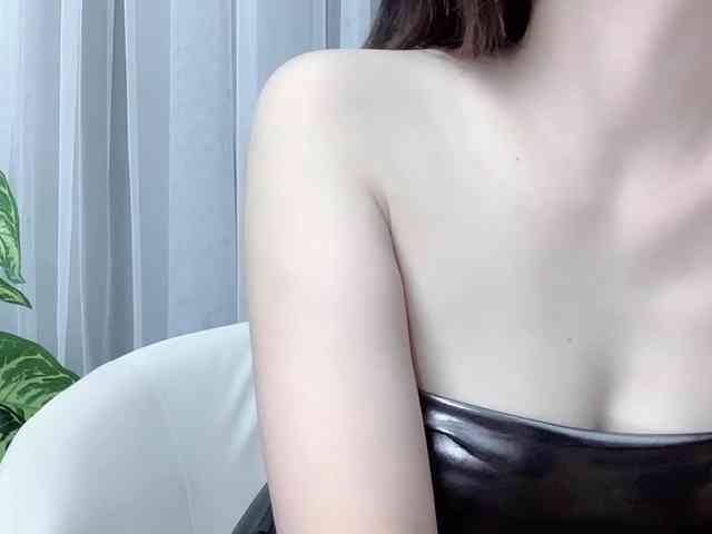 MieChan webcam