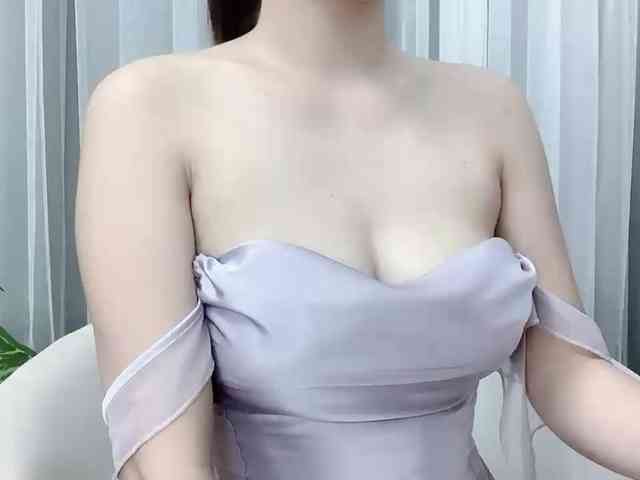 MieChan webcam