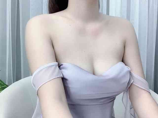 MieChan webcam