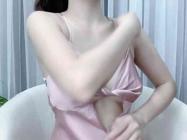 MieChan webcam