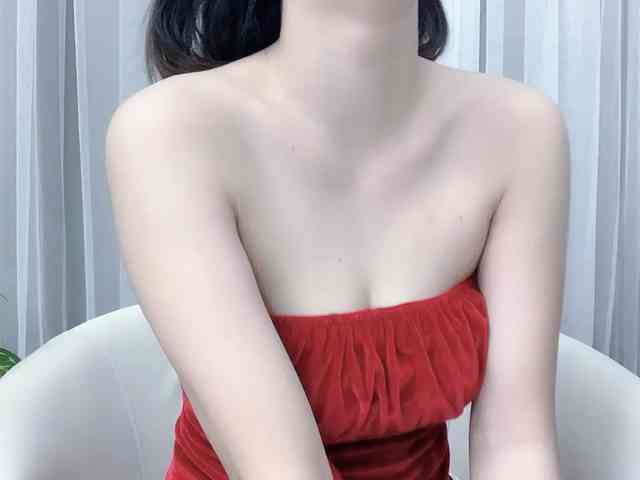 MieChan webcam