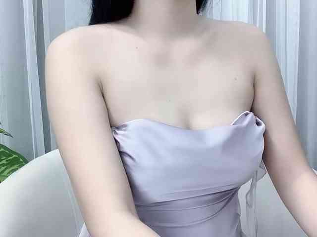 MieChan webcam