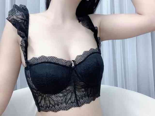 MieChan webcam