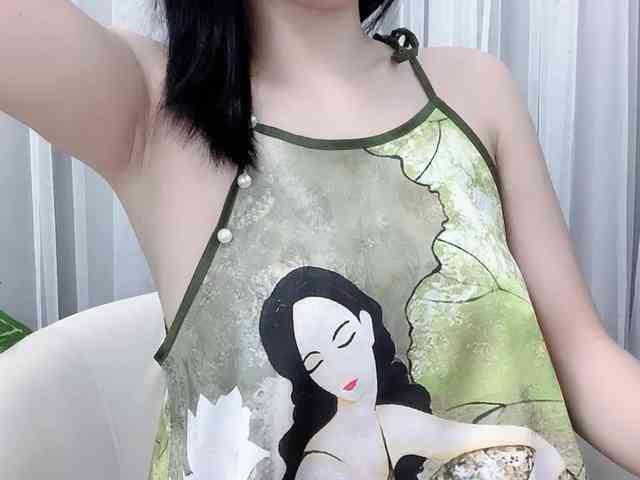 MieChan webcam