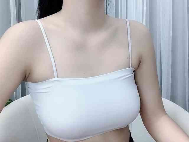 MieChan webcam
