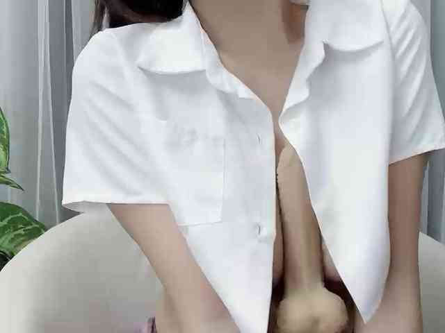 MieChan webcam