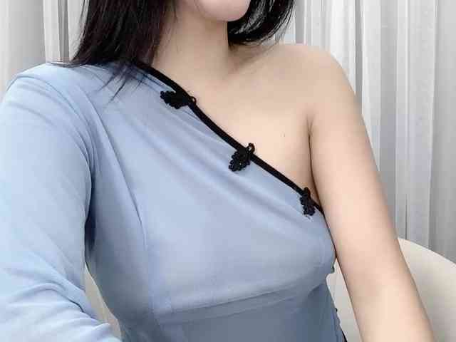 MieChan webcam