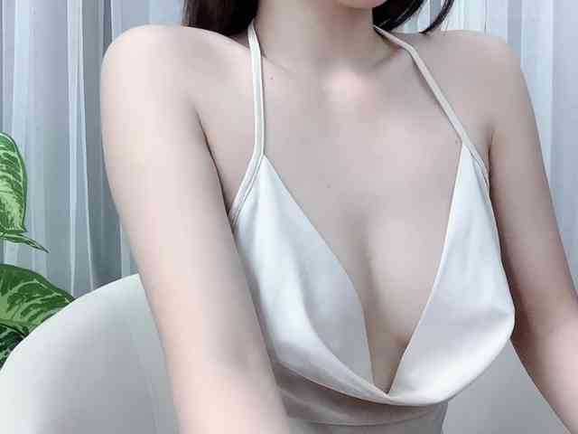 MieChan webcam