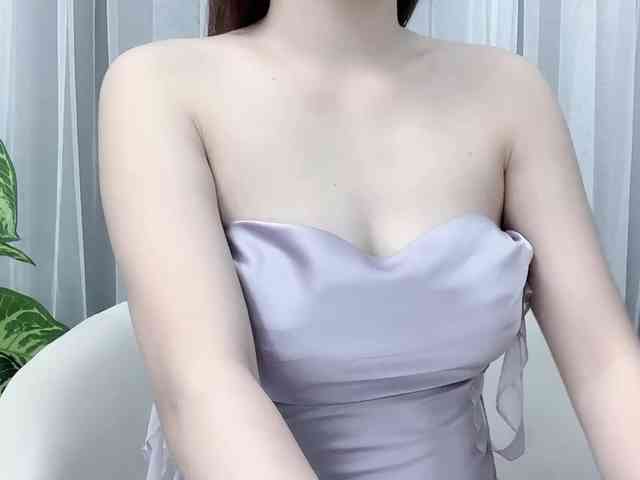 MieChan webcam