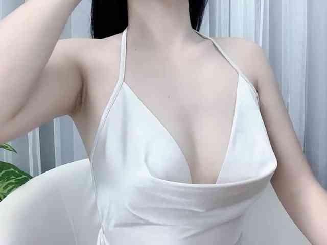 MieChan webcam