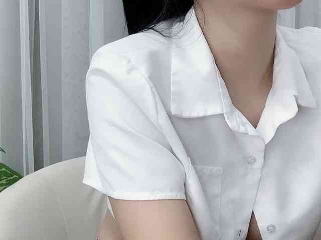 MieChan webcam