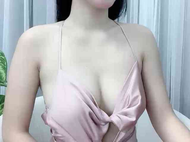 MieChan webcam