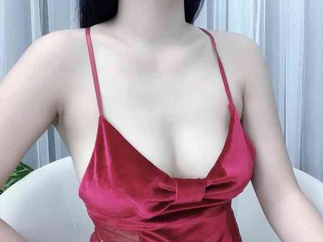 MieChan webcam