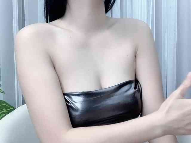 MieChan webcam