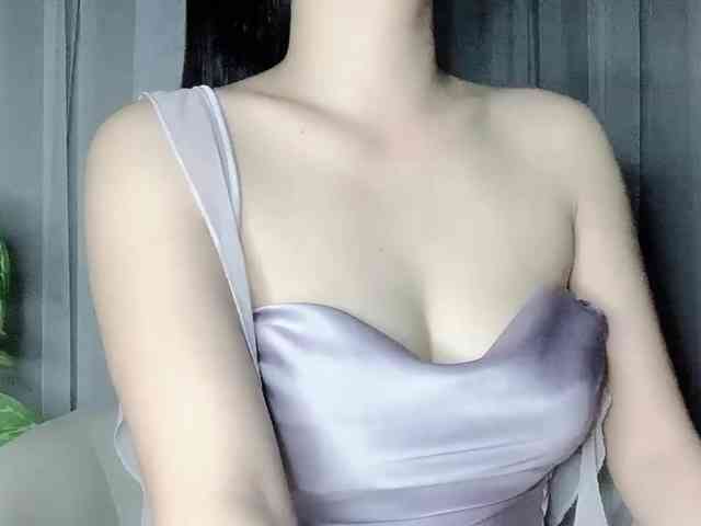 MieChan webcam