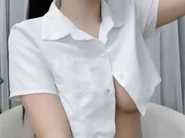 MieChan webcam