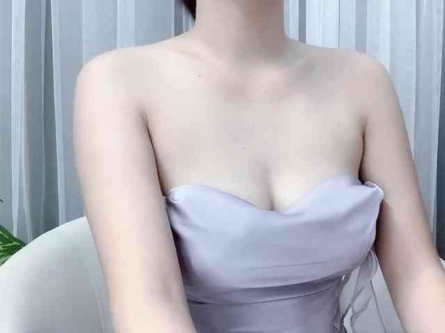 MieChan webcam