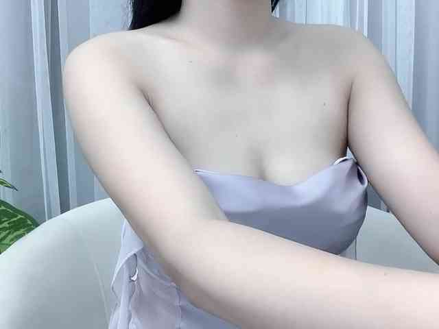 MieChan webcam