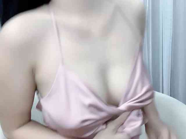 MieChan webcam