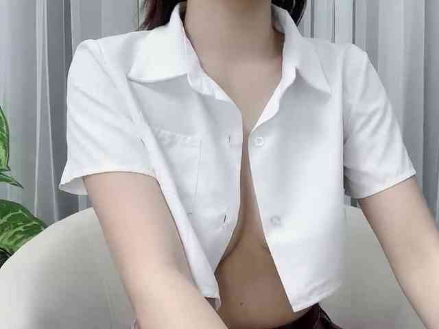 MieChan webcam