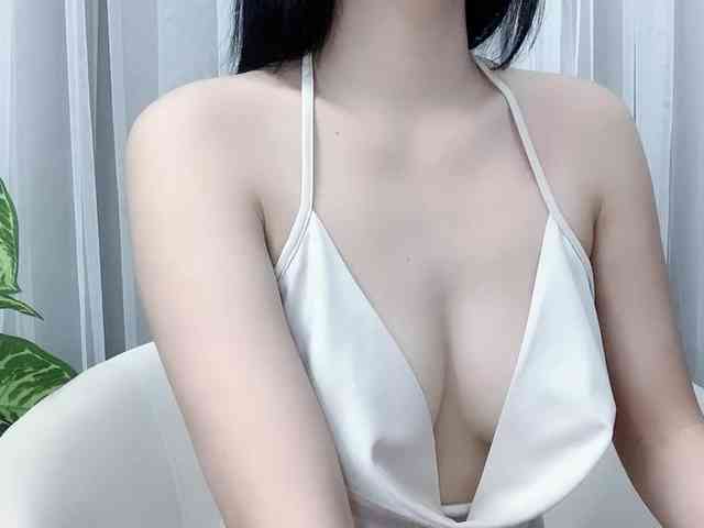 MieChan webcam
