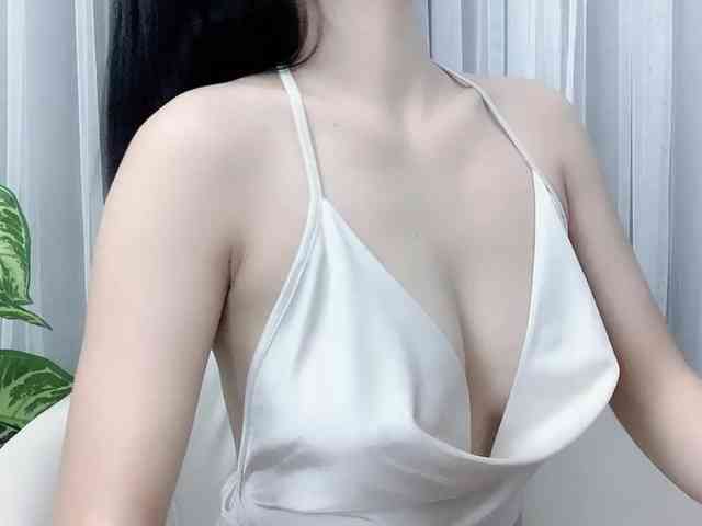MieChan webcam